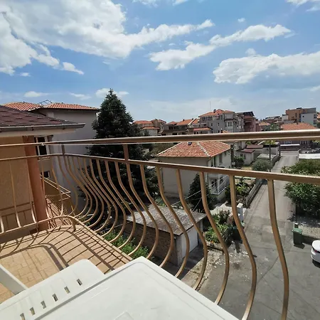 Georgieva Casa de hóspedes Ravda